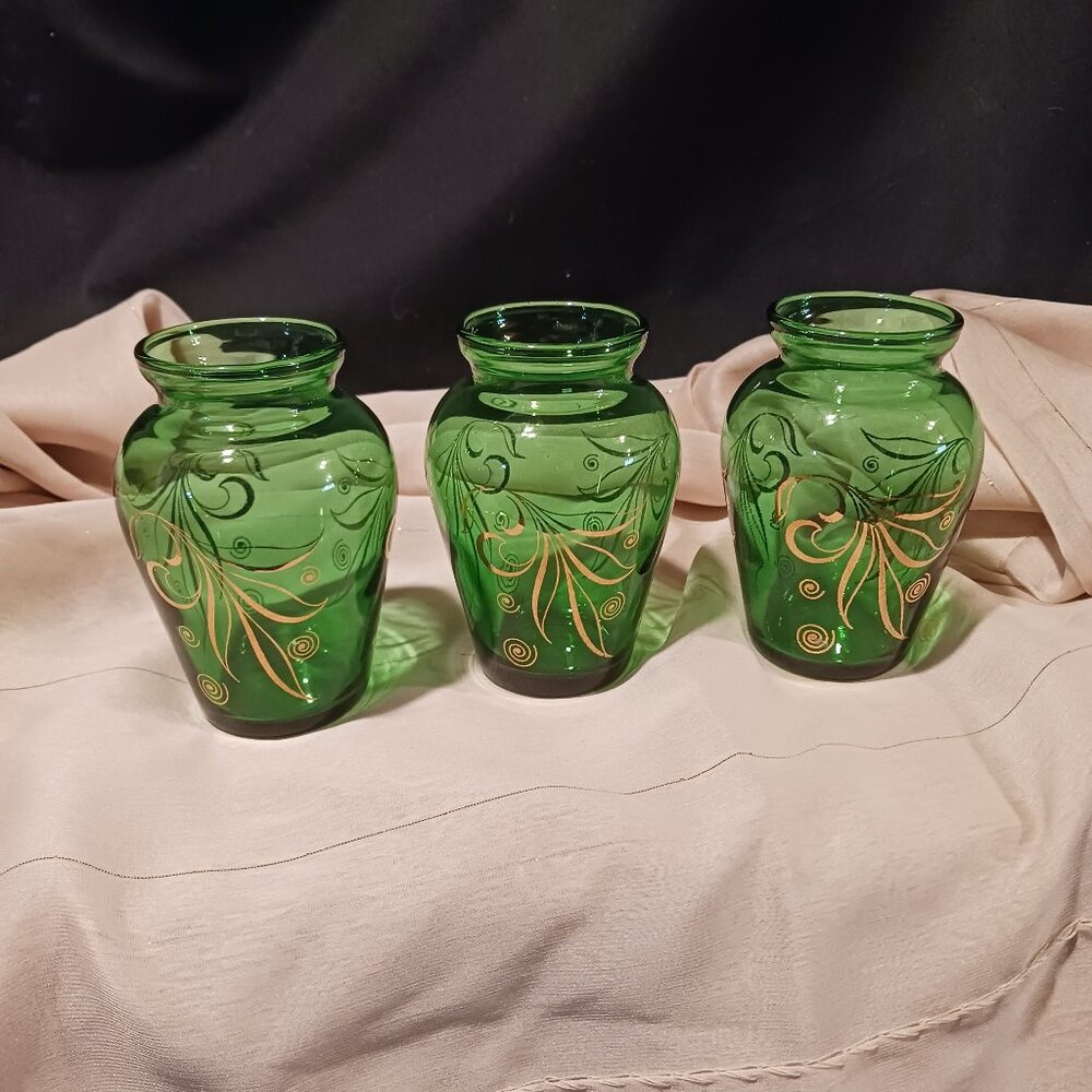 Wearever Emerald Bud Vases